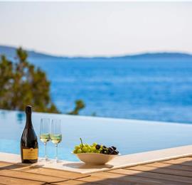 Luxury Beachfront Villa with Heated Infinity Pool near Trogir, Sleeps 8